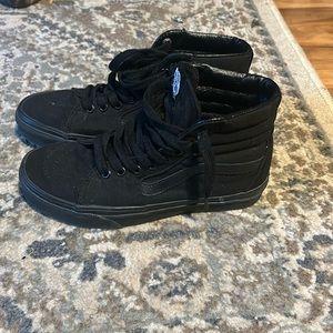 Vans all black
